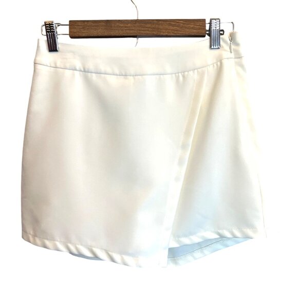 Sincerely Jules Womens Asymmetrical Skort in Cream Medium Coquette Balletcore - Picture 1 of 4